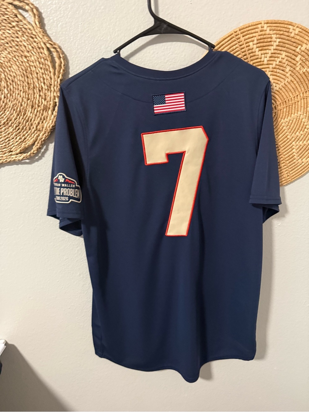 NWOT- Morgan Wallen Navy 'Wallen' Baseball Jersey with Red 7 - Picture 3 of 3